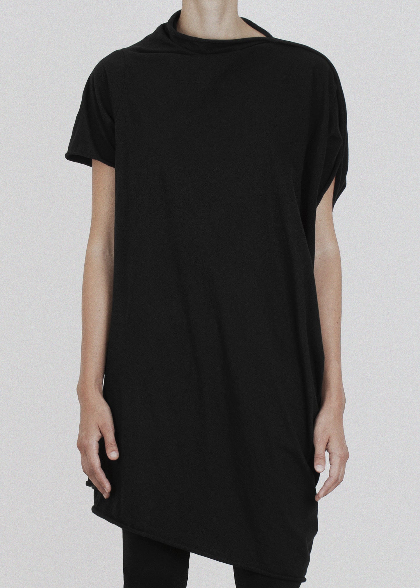 CO_010_02 drop tunic black