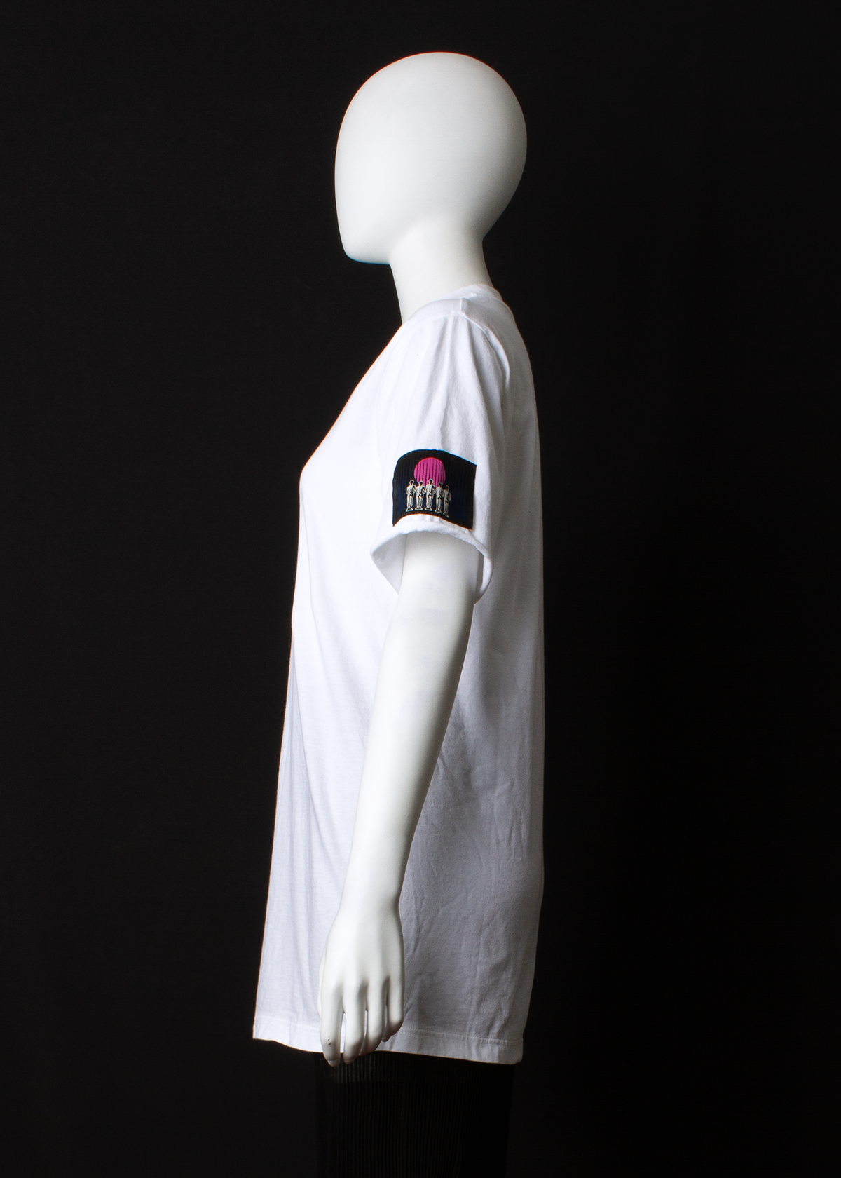 ARCHIVE 30119 - white tunic with patch