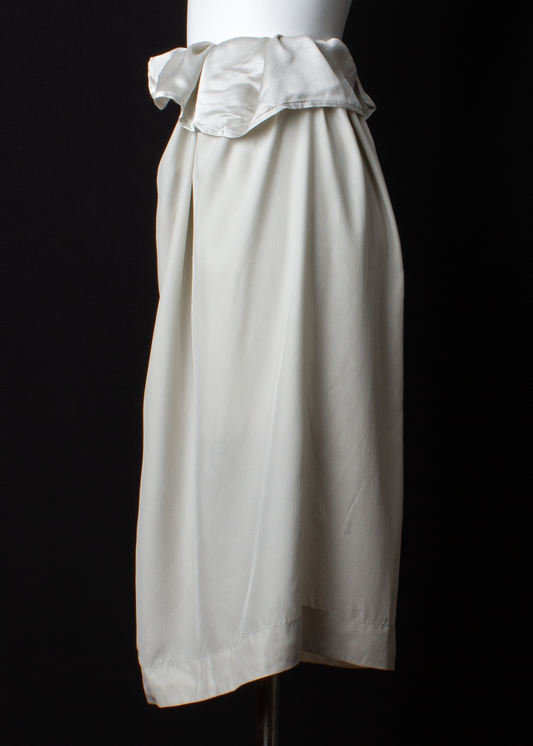 ARCHIVE 50037 - fleet skirt smoke