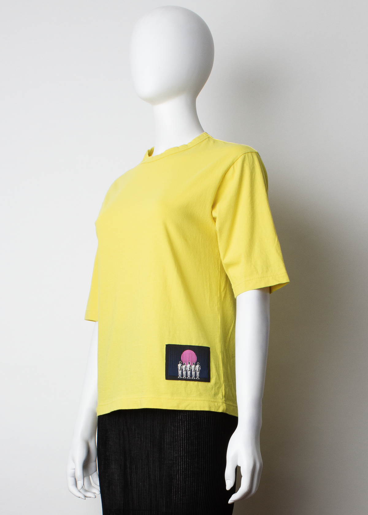 ARCHIVE 30161 - yellow t with patch