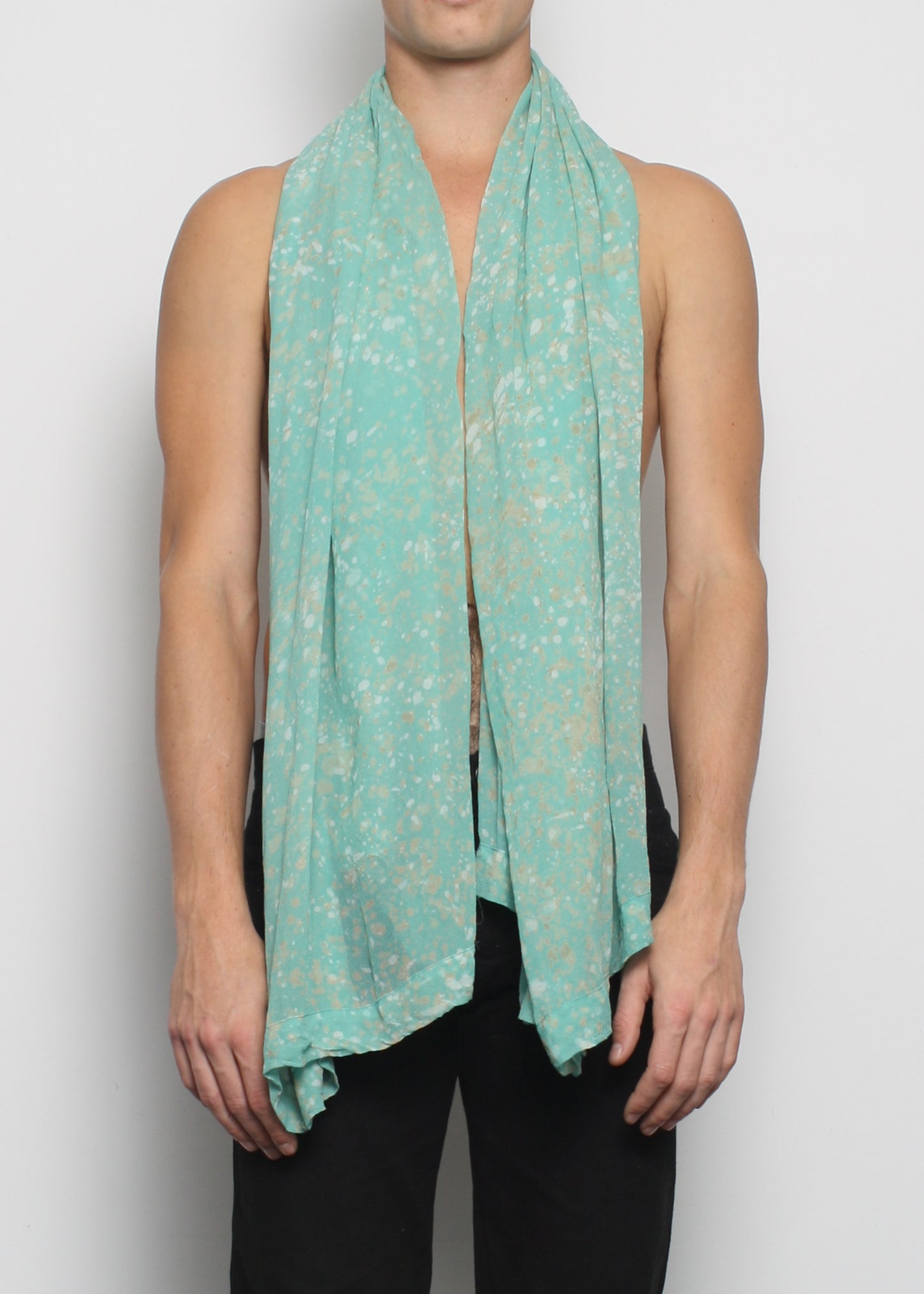 ARCHIVE 40060 - OD sheer scarf mantis