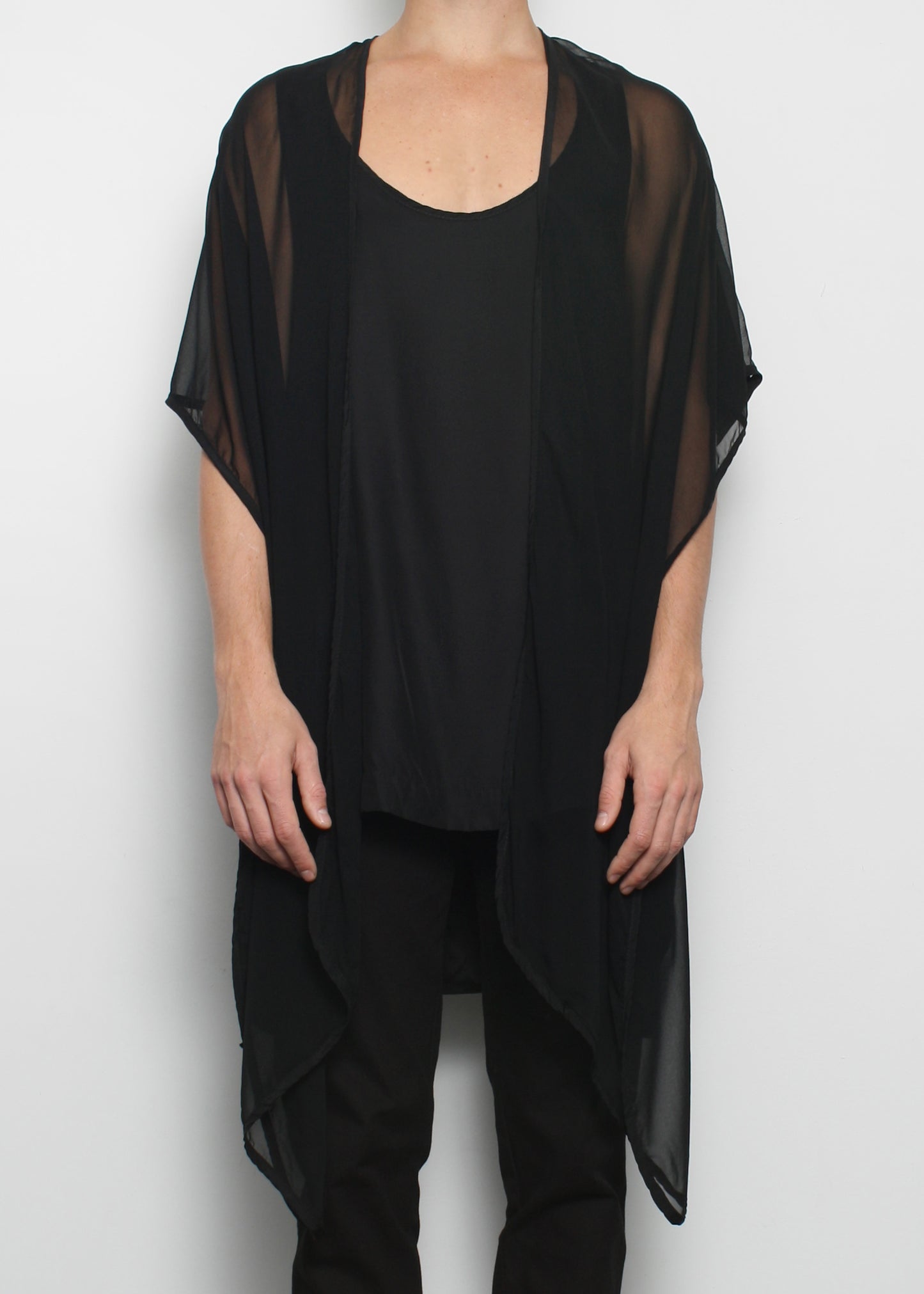 ARCHIVE 40067 - cloak tank black