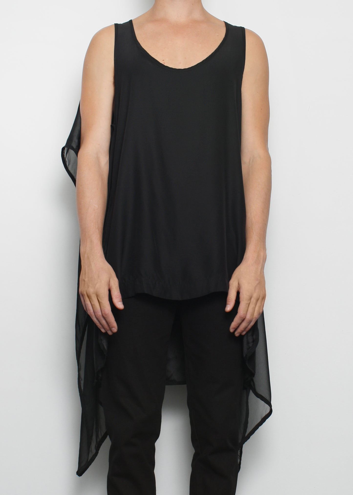 ARCHIVE 40067 - cloak tank black