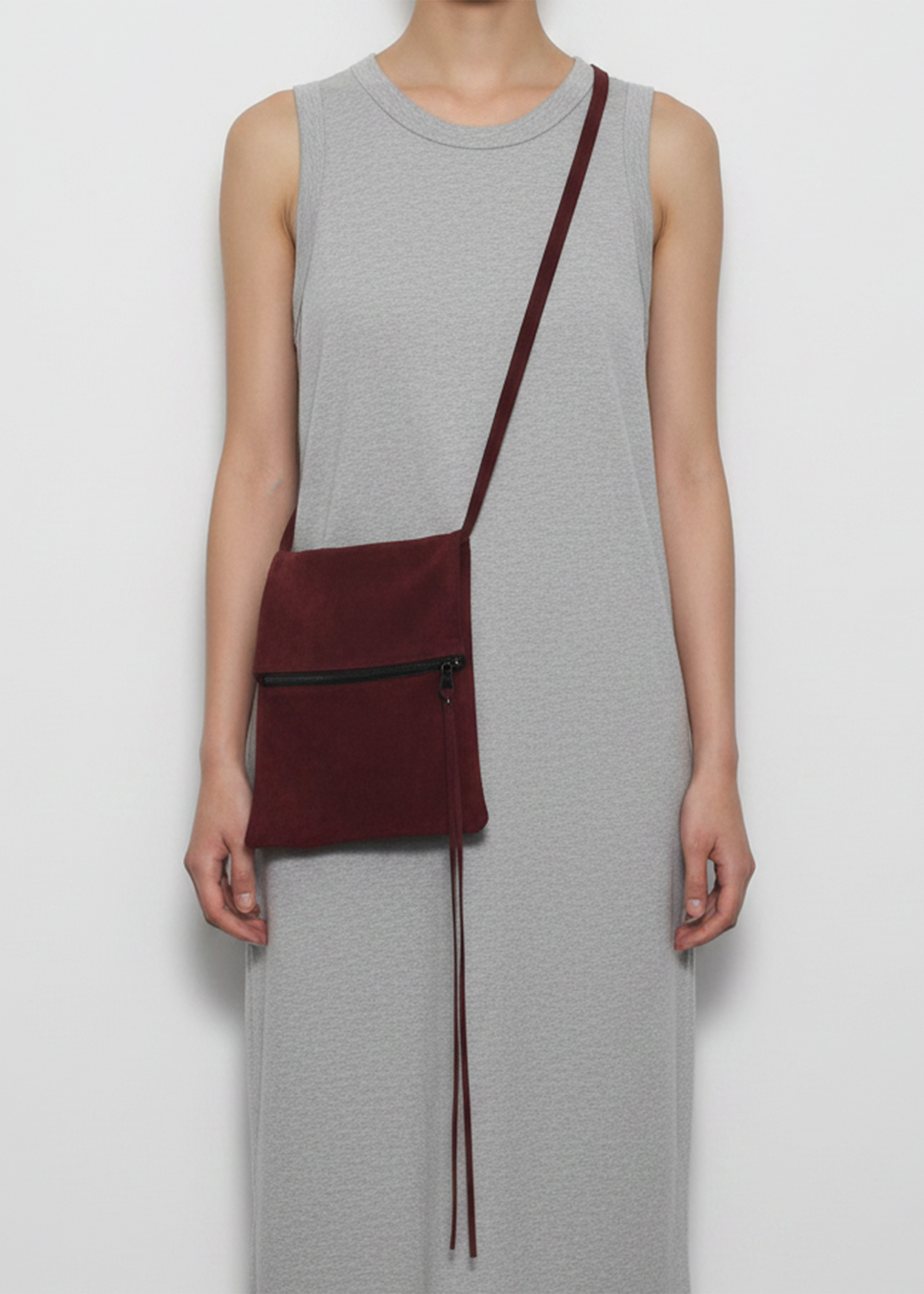 ARCHIVE 50019 - dangle bag bordeaux