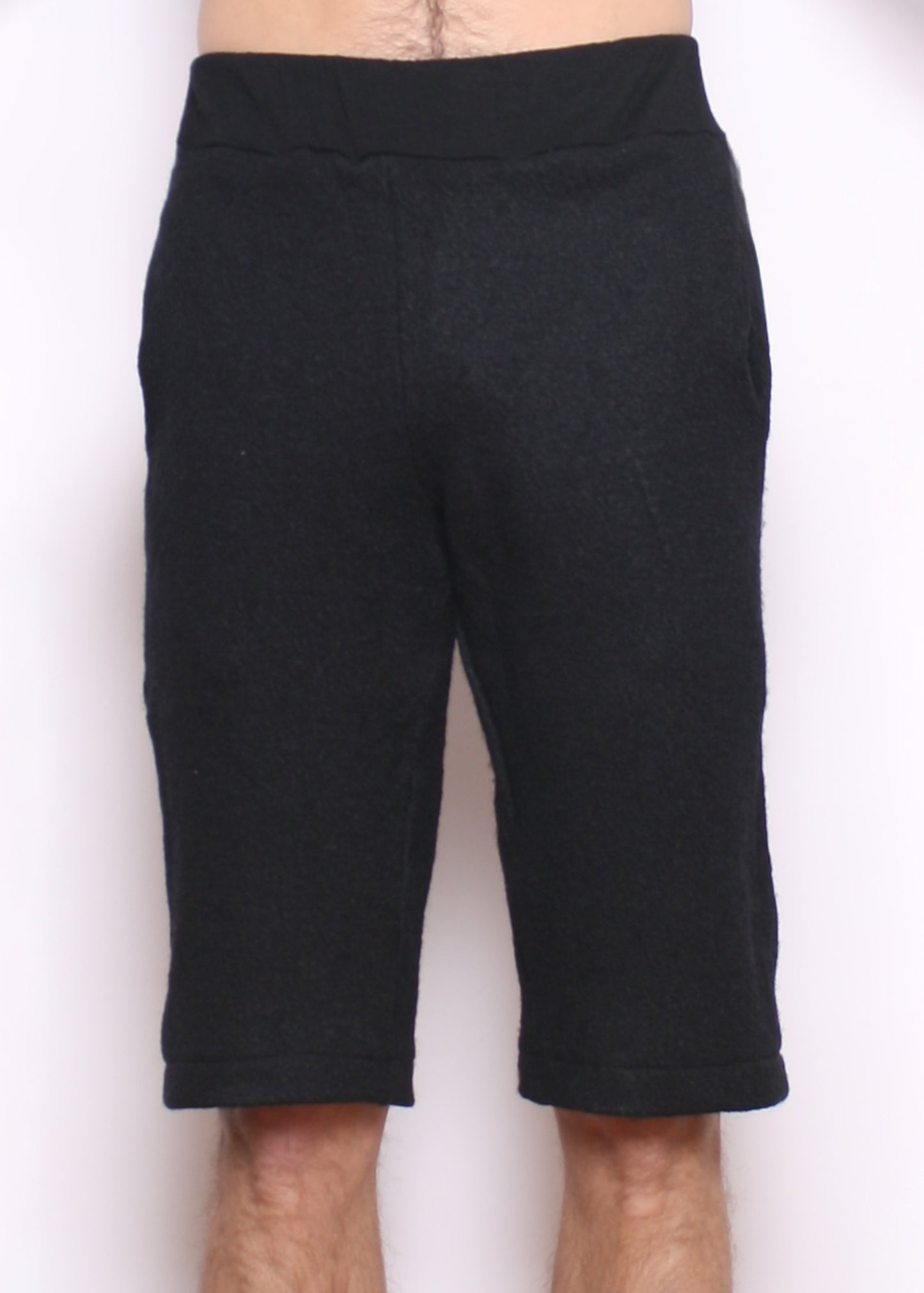 ARCHIVE 50023 - plush shorts black