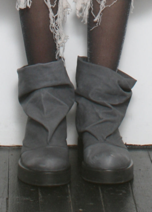 ARCHIVE 40021 - the skin grey