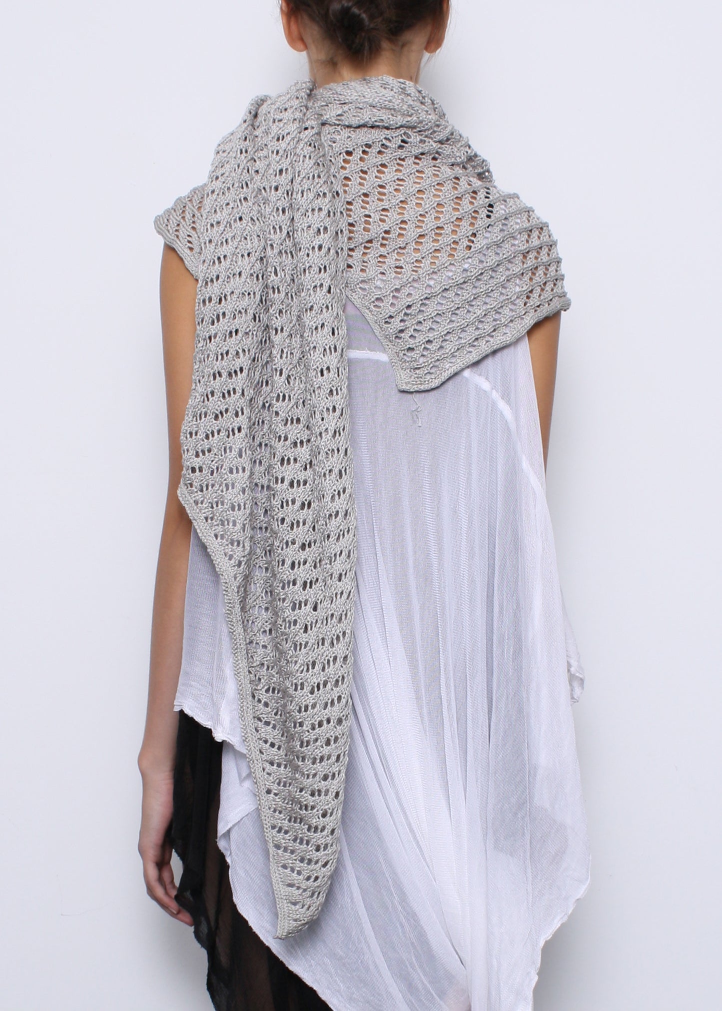 ARCHIVE 40001 - void scarf grey