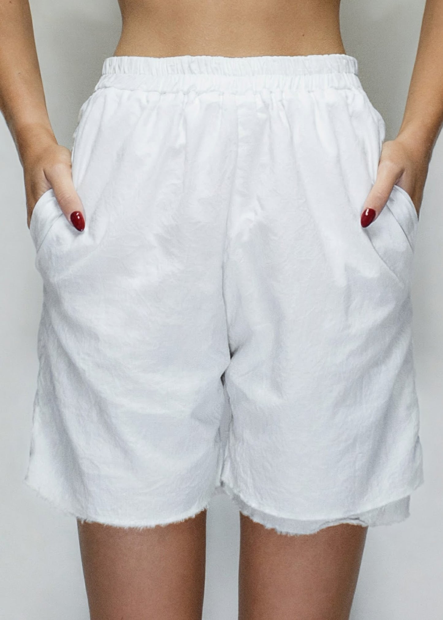 ARCHIVE 50053 - double shorts white