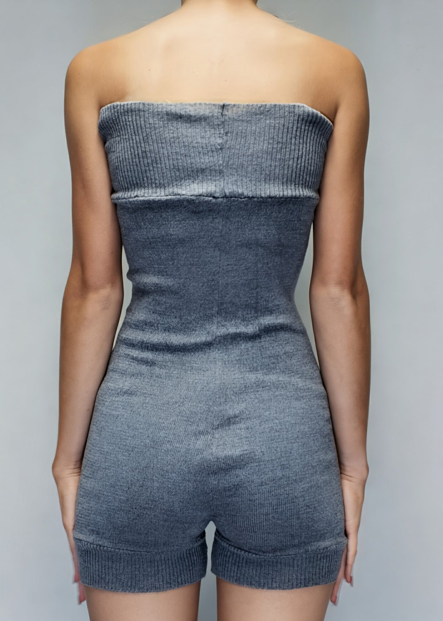 ARCHIVE 50032 - hop shorts grey