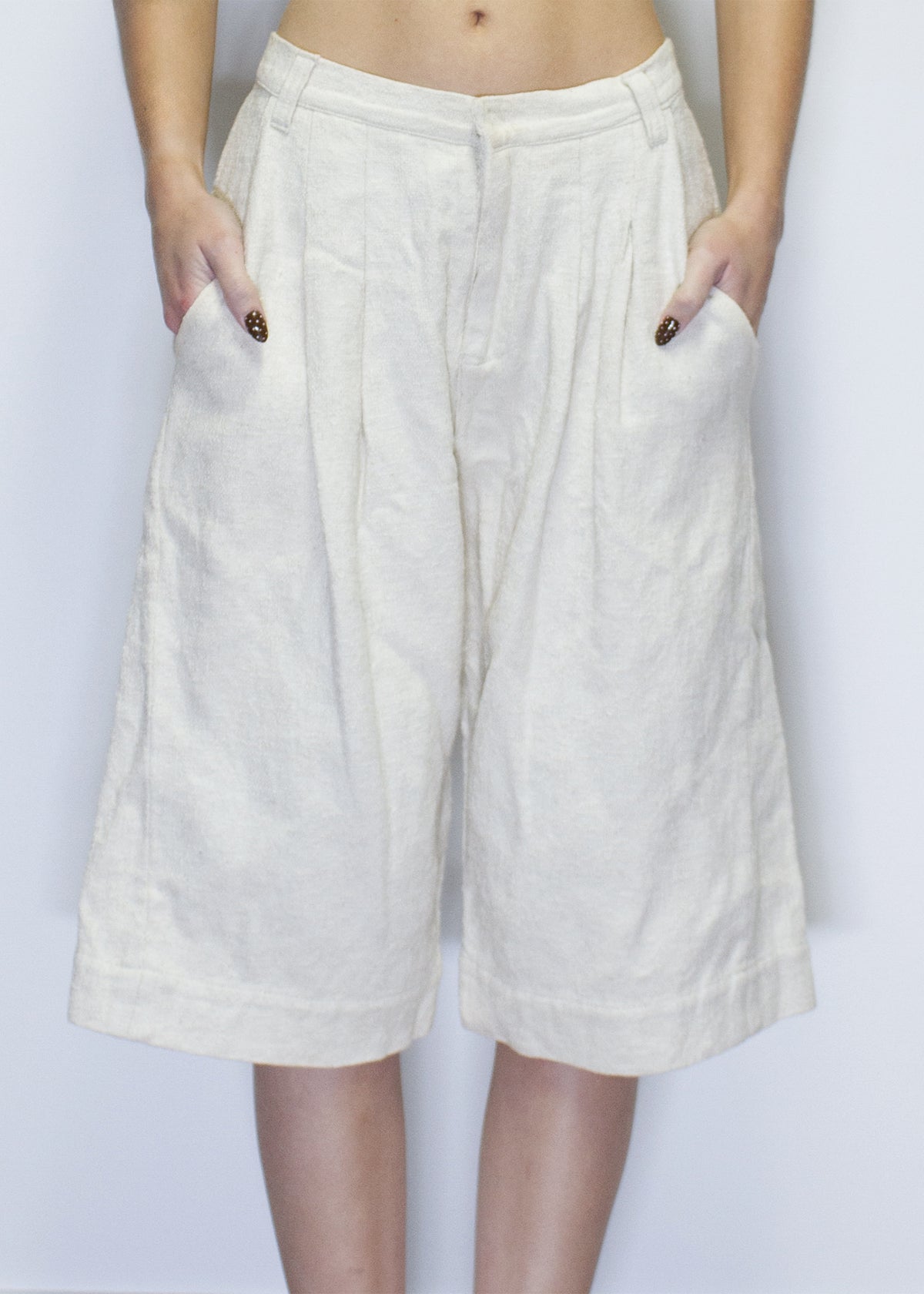 ARCHIVE 40054 - venter short natural