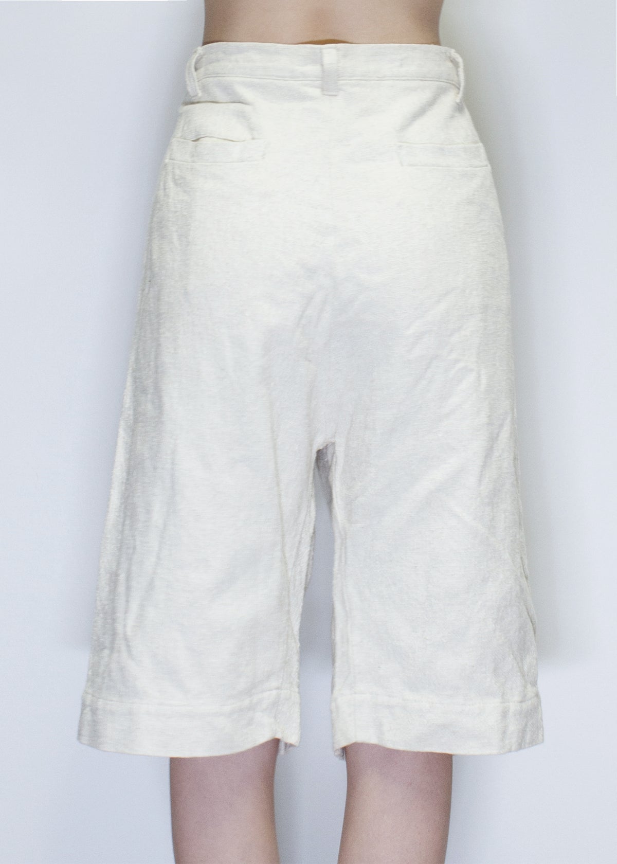 ARCHIVE 40054 - venter short natural